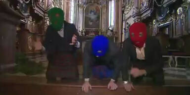 Stadler klagt Staatsk&uuml;nstler: Bussi Riot