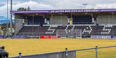 Salzburg Austria Stadion bleibt lange genug geöffnet.