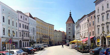 Nach NS-Vorw&uuml;rfen: Stadt entl&auml;sst Mitarbeiter