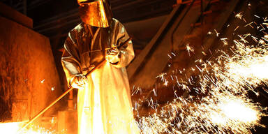 Explosion im Stahlwerk