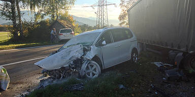 Eine Tote bei Massencrash auf B320 