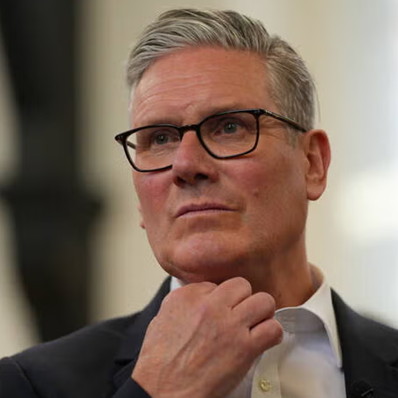 Eigener Minister könnte Starmer stürzen