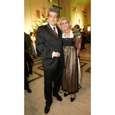 Siemens-Boss Wolfgang Hesoun tanzte mit Ehefrau Brigitte