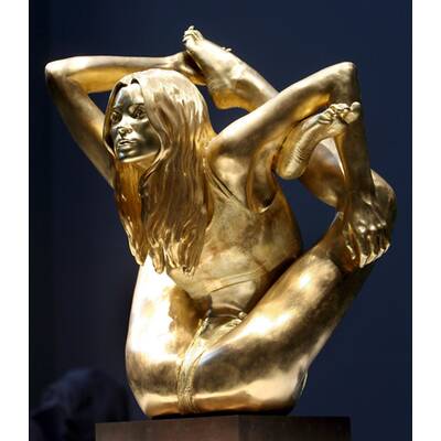 Goldene Kate Moss im British Museum enthüllt