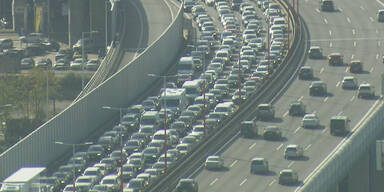 Stau auf der Südosttangente (A23)
