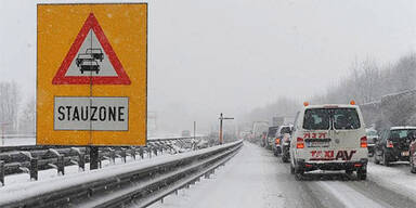 Schneechaos: Warnungen, Staus und die Aussichten