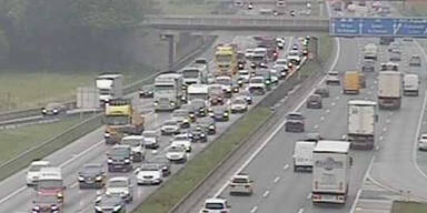 Unfall führte zu Mega-Stau auf der A1