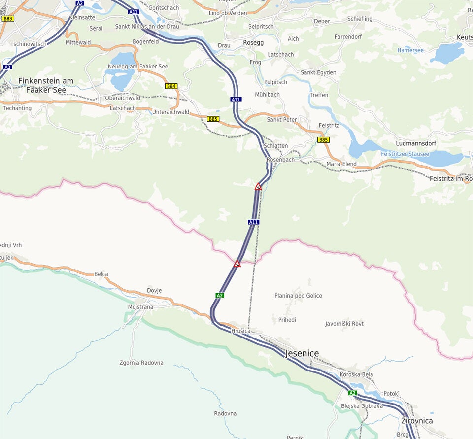 Mega-Stau vor Karawankentunnel (A11)