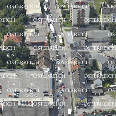 LKW-Unfall: Mega-Stau auf der A1