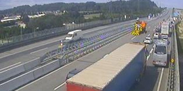 LKW-Unfall sorgt für Stau auf der A1