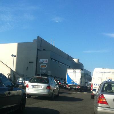 Nichts geht mehr auch auf der Reichsbrücke