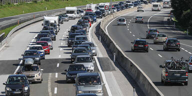Ferienbeginn und Formel 1 sorgen f&uuml;r Mega-Staus