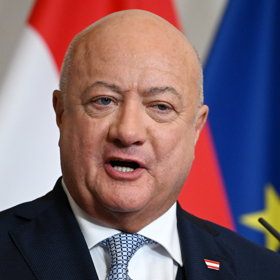 Geheimdeal um Beamtengehälter? Stocker gibt zu: 