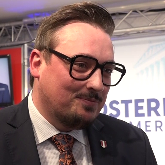 Steuergeld an parteinahe Vereine: FPÖ fordert Aufklärung | Christoph Steiner