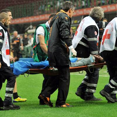 Lucio tritt Stekelenburg k.o.