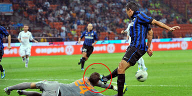 Inters Lucio tritt Roma-Goalie ins Spital