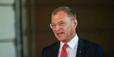 Ober&ouml;sterreich plant neue Corona-Versch&auml;rfungen