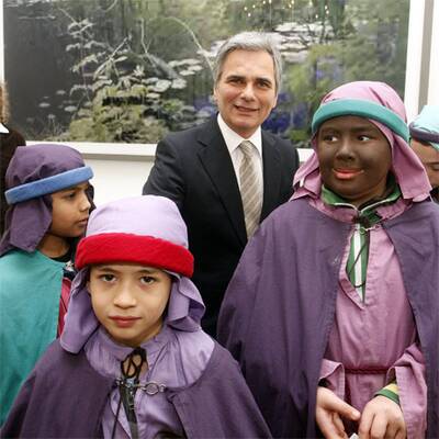 Sternsinger besuchten Faymann