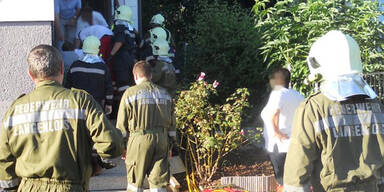 Rentnerin klemmte unter Stiegengeländer