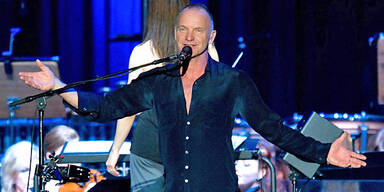 Sting cancelt Gig um zu demonstrieren