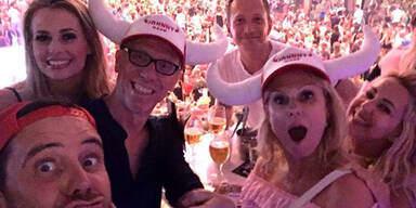 So wild feiert Stöger auf Malle