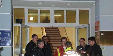 Mann ersticht Frau beim Scheidungstermin