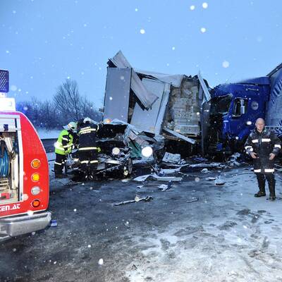 Massenkarambolage auf der A1 