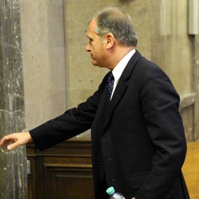 Der erste Prozess-Tag: Der ehemalige Minister weist jede Schuld von sich