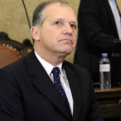 Der erste Prozess-Tag: Der ehemalige Minister weist jede Schuld von sich