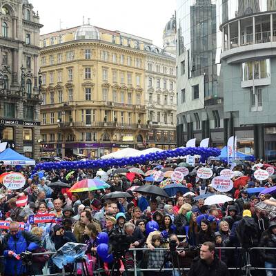 Strache am Stephansplatz