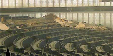 Teile der Decke im EU-Parlament sind eingestürzt