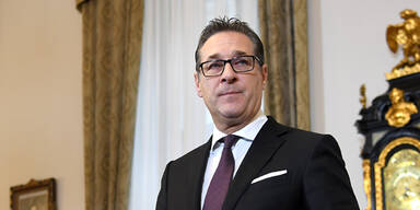 Olympia: Strache zahlt Upgrade selber