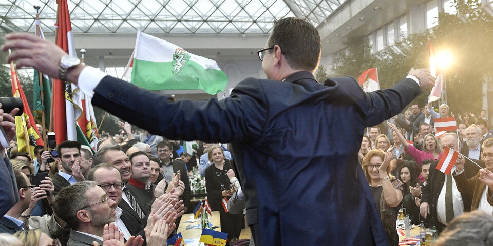 Strache