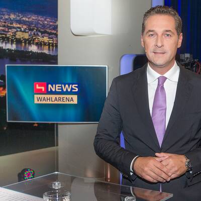 Der FPÖ-Chef stellt sich den Fragen des Publikums und der Moderatoren