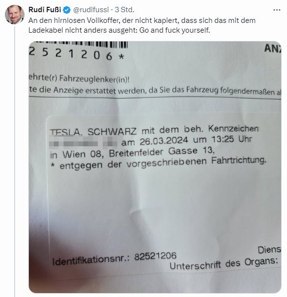 PR-Berater Rudi Fußi postet einen Strafzettel