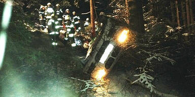 Teenie-Paar bei Crash verletzt