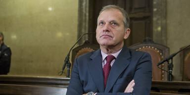 Strassers Englisch-Künste amüsieren alle