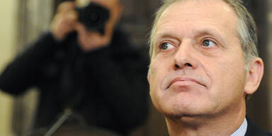 Strasser zu vier Jahren Haft verurteilt