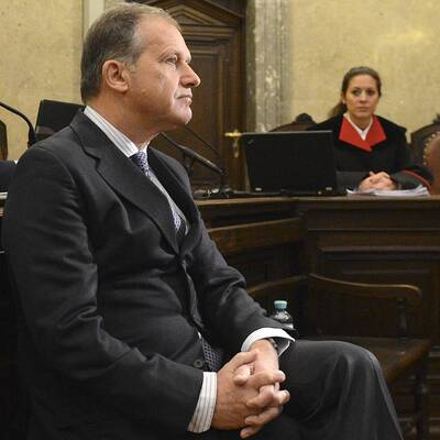 Der erste Prozess-Tag: Der ehemalige Minister weist jede Schuld von sich