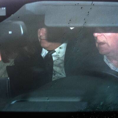 Mit blanken Brüsten gegen Strauss-Kahn