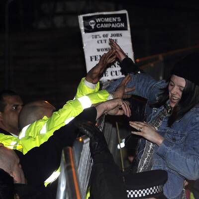 Proteste gegen Strauss-Kahn