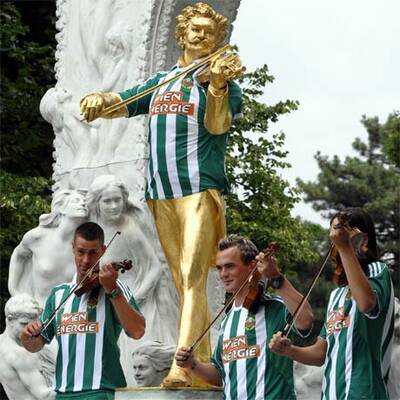 Schalke Gastspiel in St. Hanappi