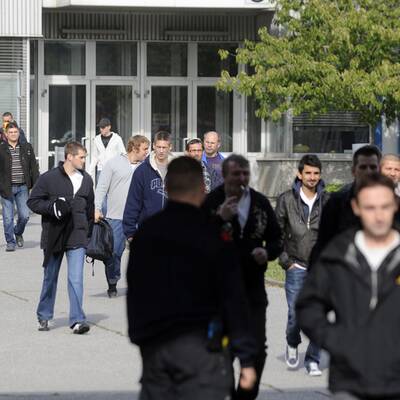 Metaller legen Arbeit nieder