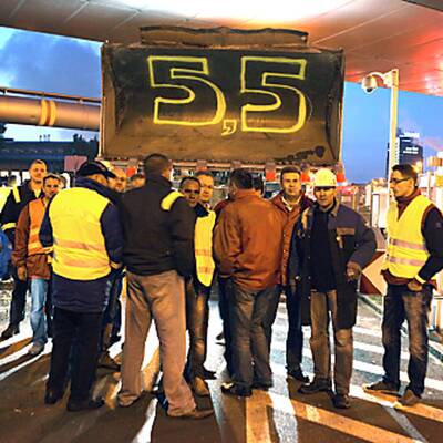 Metaller verschärfen Streiks