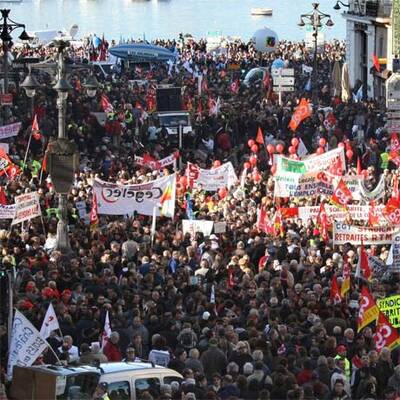 Ganz Frankreich streikt!