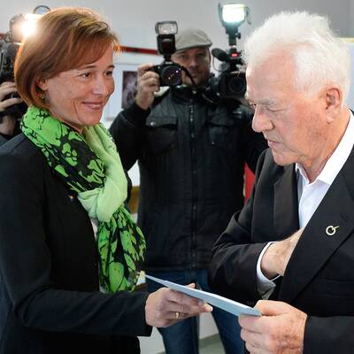 Hier wählt Frank Stronach