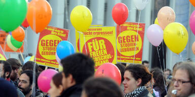 Studenten wieder auf der Straße