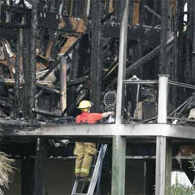 Sieben Tote US-Studenten bei Brand in Strandhaus