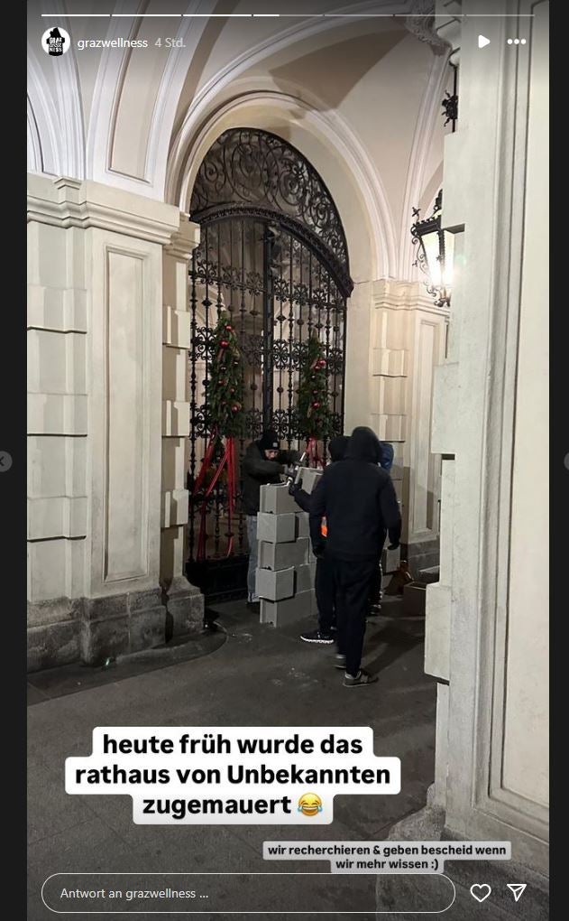 Sturm-Fans mauern Grazer Rathaus zu