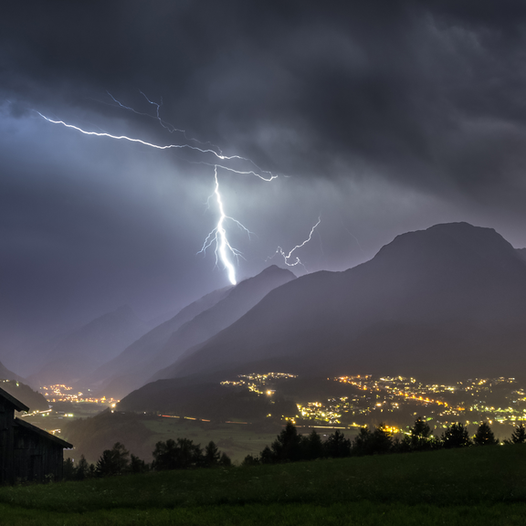 Sturm, Schnee und Lawinen: Tief zieht weiter über Österreich
